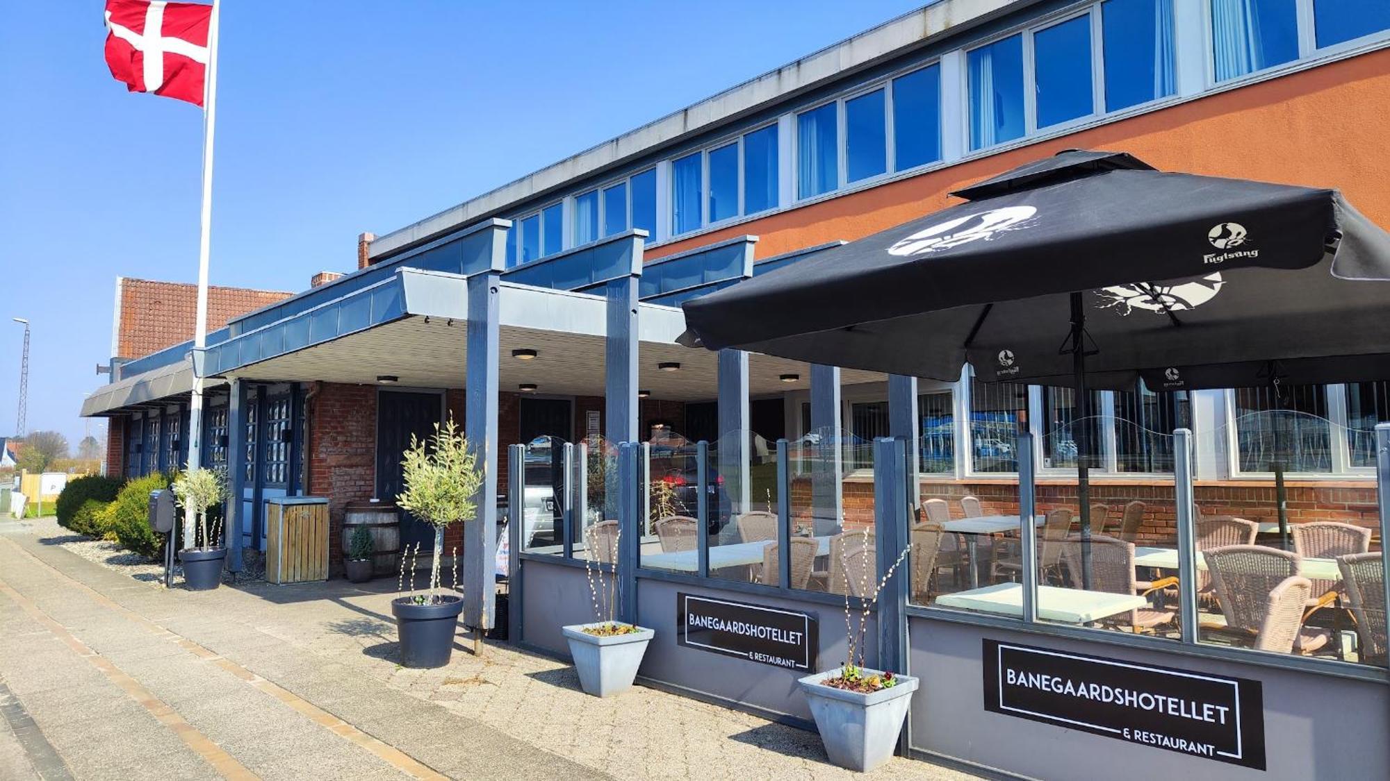 Banegaardshotellet Vojens ภายนอก รูปภาพ